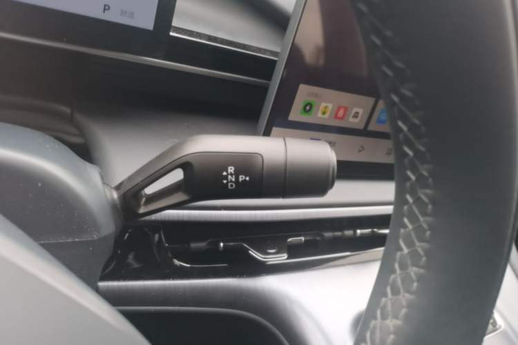 Used Geely Galaxy E5 2026 Model 530km Exploration Edition Gear Lever