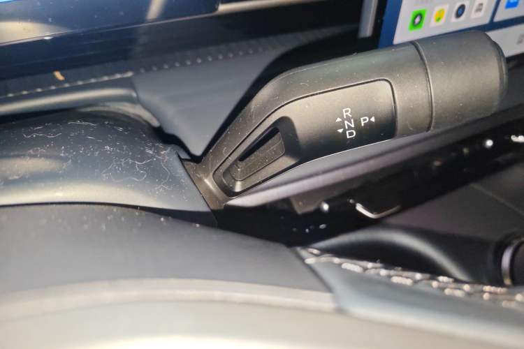 Used Geely Galaxy E5 2026 Model 610km Exploration+ Edition Gear Lever