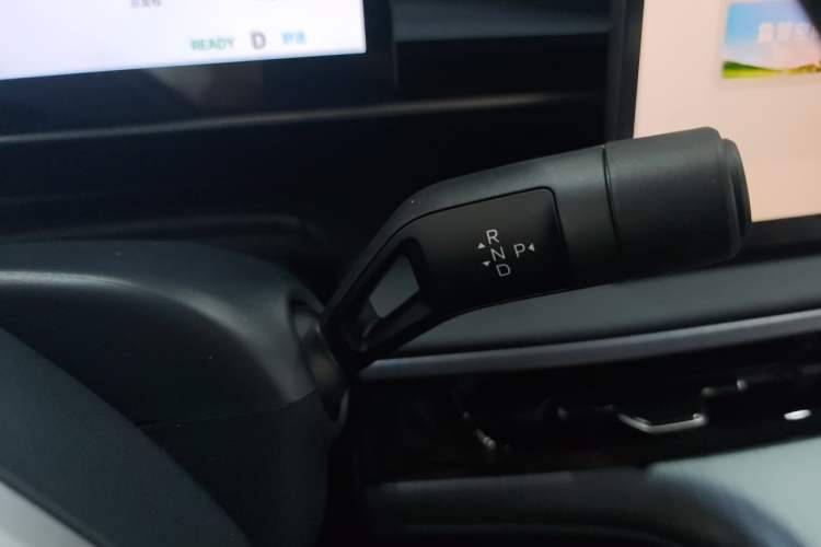 Used Geely Galaxy E5 2026 Model 530km Launch Edition Gear Lever