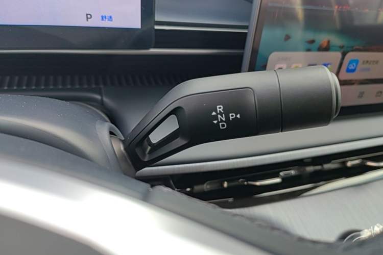 Used Geely Galaxy E5 2026 Model 530km Launch Edition Gear Lever
