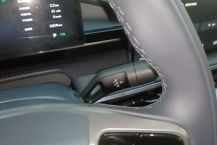 Used Geely Galaxy E5 2026 Model 610km Exploration+ Edition Gear Lever