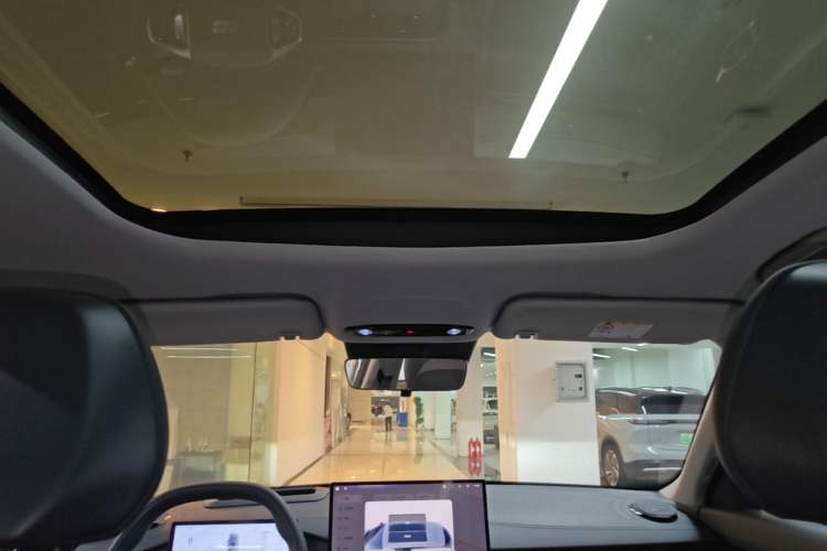 Used Geely Galaxy E5 2026 Model 610km Exploration+ Edition Headliner