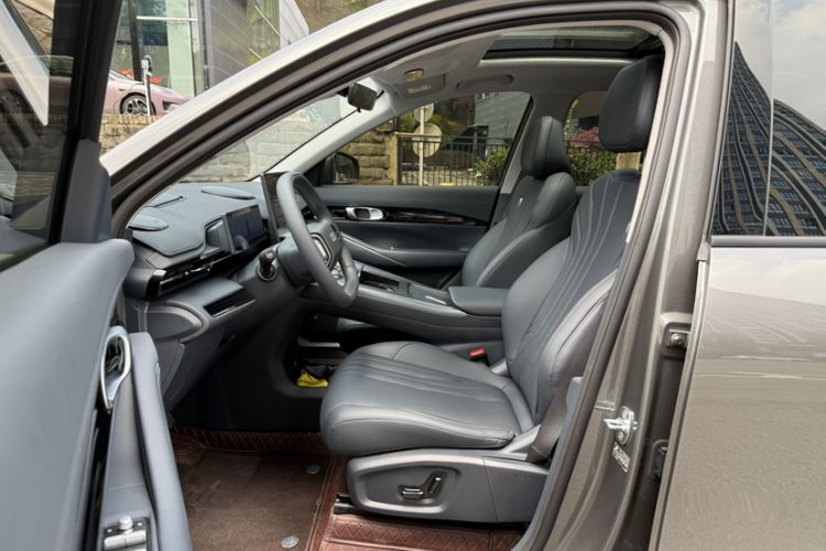 Used Geely Galaxy E5 2026 Model 530km Exploration Edition Interior 10