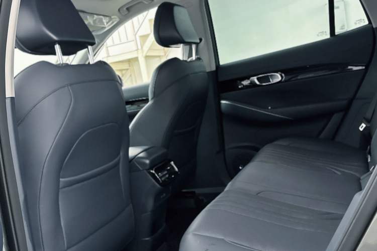 Used Geely Galaxy E5 2026 Model 530km Exploration Edition Interior 2