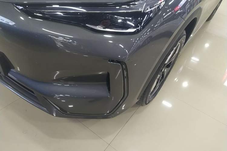 Used Geely Galaxy E5 2026 Model 610km Long-Distance Edition Left Front Headlight