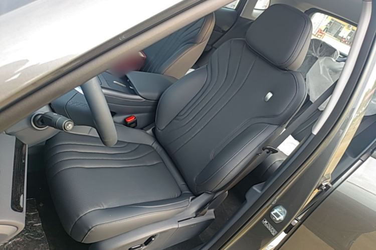 Used Geely Galaxy E5 2026 Model 530km Launch Edition Left Front Seat