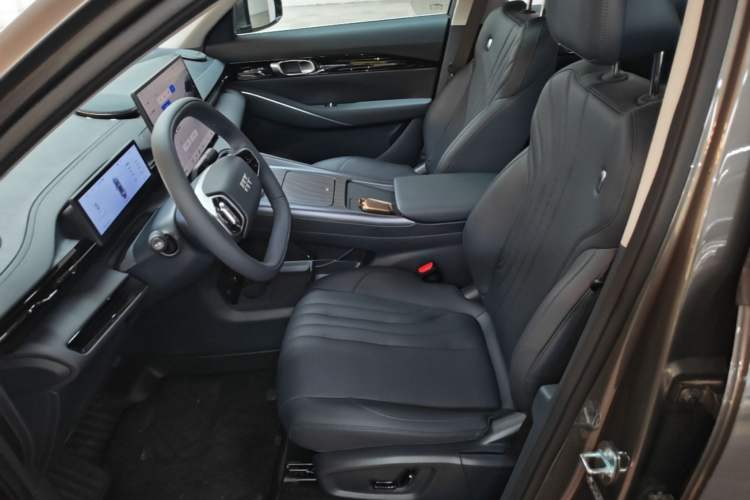 Used Geely Galaxy E5 2026 Model 610km Exploration+ Edition Left Front Seat