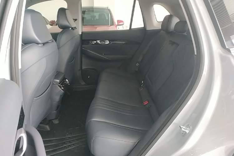 Used Geely Galaxy E5 2026 Model 610km Exploration+ Edition Left Rear Seat