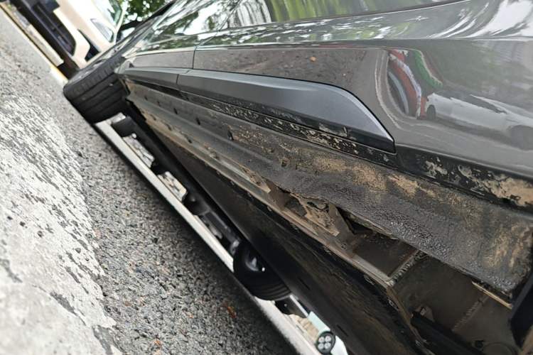 Used Geely Galaxy E5 2026 Model 610km Exploration+ Edition Left Side Sill