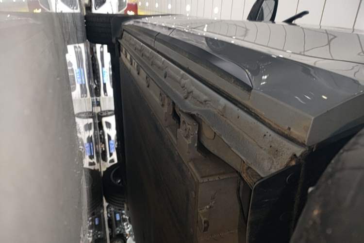 Used Geely Galaxy E5 2026 Model 610km Long-Distance Edition Left Side Sill