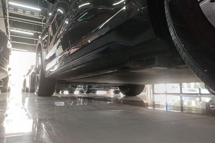 Used Geely Galaxy E5 2026 Model 610km Exploration+ Edition Left Side Sill