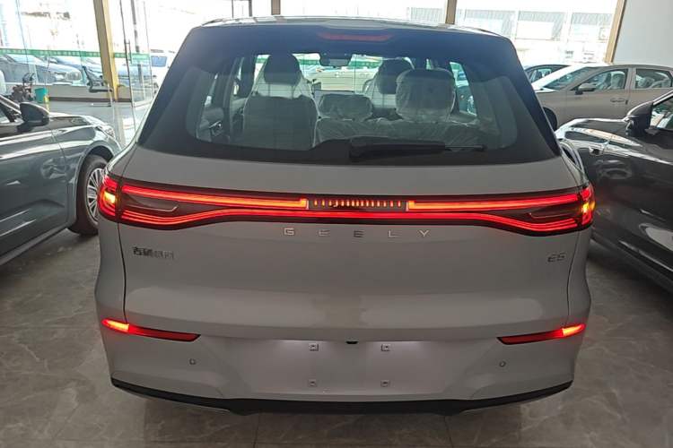 Used Geely Galaxy E5 2026 Model 530km Launch Edition Rear