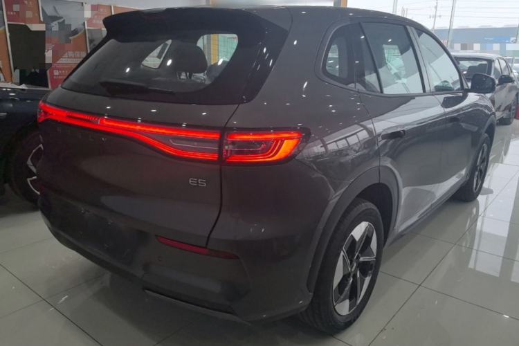 Used Geely Galaxy E5 2026 Model 530km Launch Edition Rear Right 45 Deg