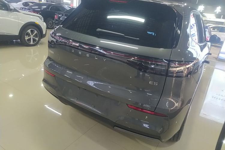 Used Geely Galaxy E5 2026 Model 610km Long-Distance Edition Rear Right 45 Deg