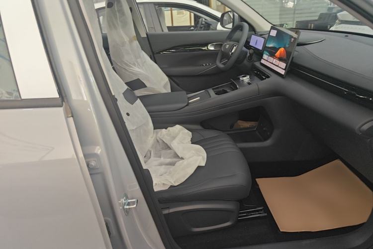 Used Geely Galaxy E5 2026 Model 530km Launch Edition Right Front Seat