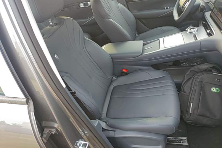 Used Geely Galaxy E5 2026 Model 530km Launch Edition Right Front Seat