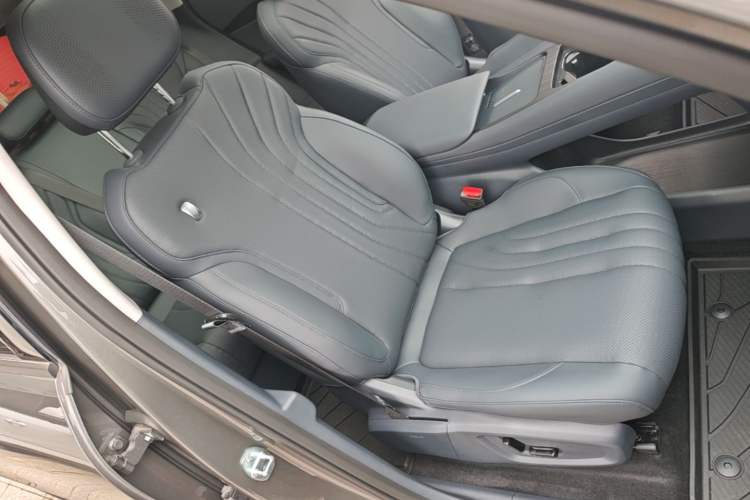 Used Geely Galaxy E5 2026 Model 530km Exploration Edition Right Front Seat