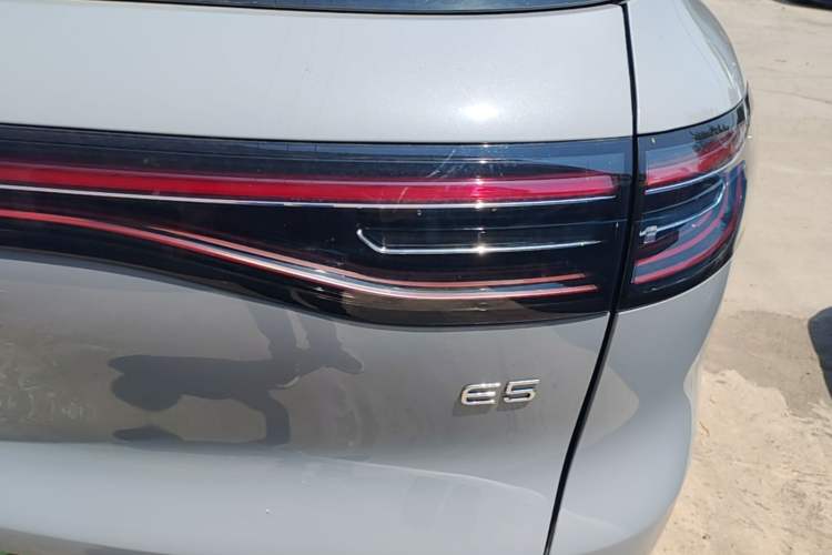 Used Geely Galaxy E5 2026 Model 530km Launch Edition Right Rear Taillight