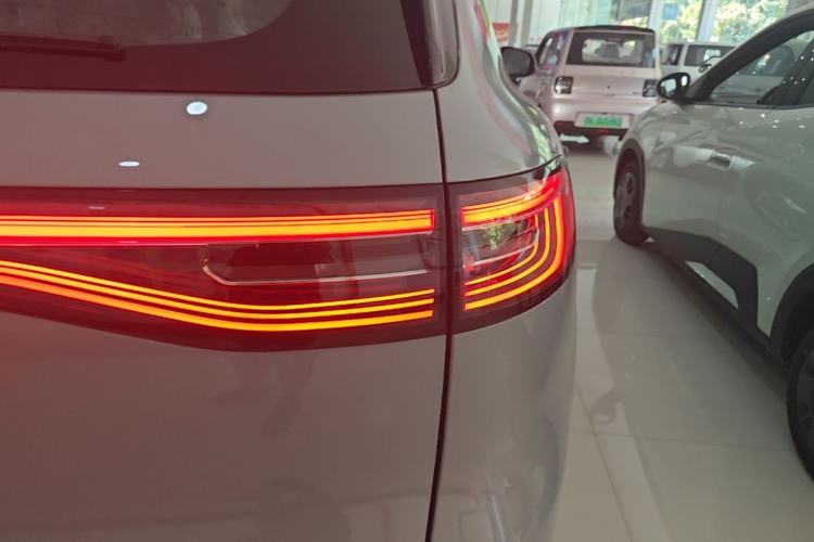 Used Geely Galaxy E5 2026 Model 530km Launch Edition Right Rear Taillight