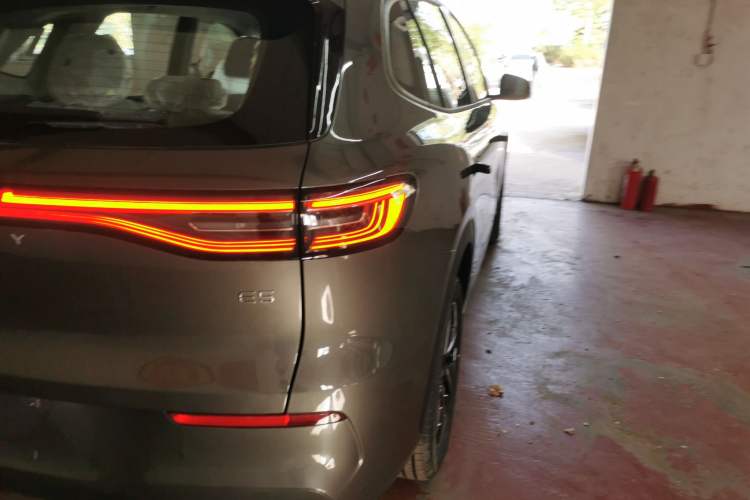 Used Geely Galaxy E5 2026 Model 530km Launch Edition Right Rear Taillight