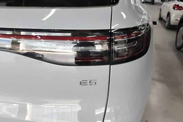 Used Geely Galaxy E5 2026 Model 530km Launch Edition Right Rear Taillight