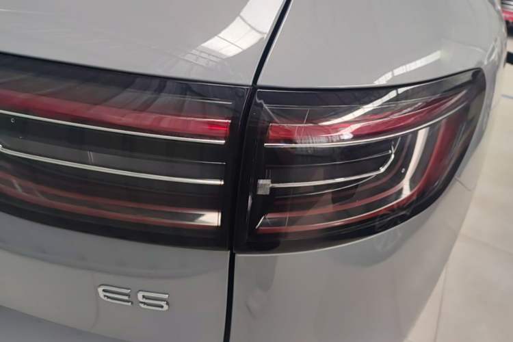 Used Geely Galaxy E5 2026 Model 530km Launch Edition Right Rear Taillight