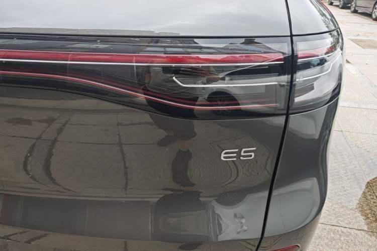 Used Geely Galaxy E5 2026 Model 530km Exploration Edition Right Rear Taillight