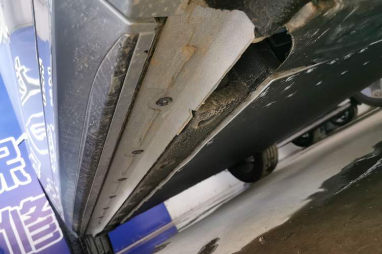 Used Geely Galaxy E5 2026 Model 530km Launch Edition Right Side Sill