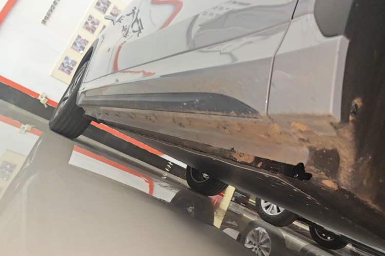 Used Geely Galaxy E5 2026 Model 530km Launch Edition Right Side Sill