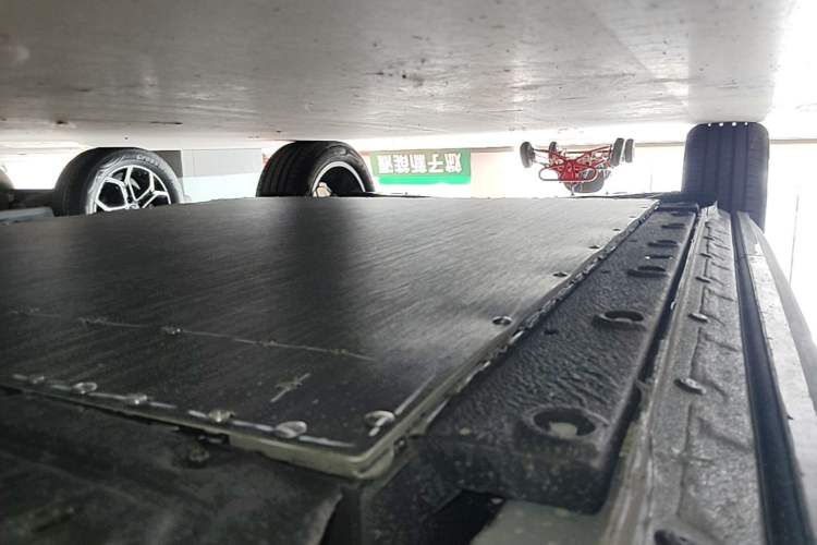 Used Geely Galaxy E5 2026 Model 530km Launch Edition Right Side Sill