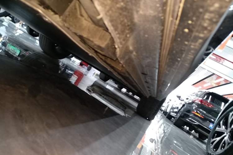 Used Geely Galaxy E5 2026 Model 530km Launch Edition Right Side Sill