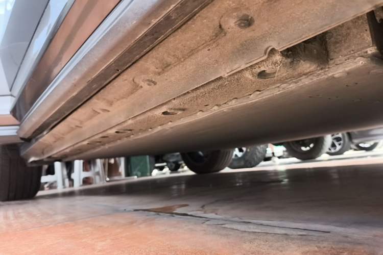 Used Geely Galaxy E5 2026 Model 530km Exploration Edition Right Side Sill