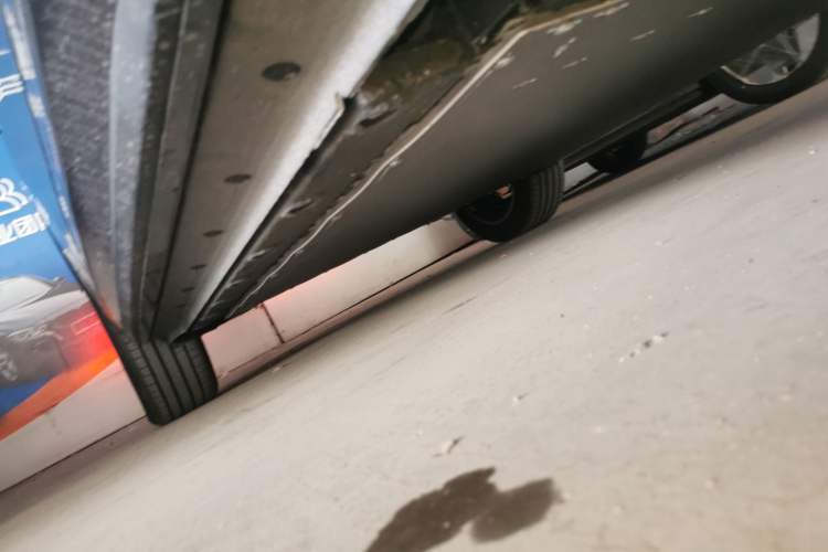 Used Geely Galaxy E5 2026 Model 530km Launch Edition Right Side Sill
