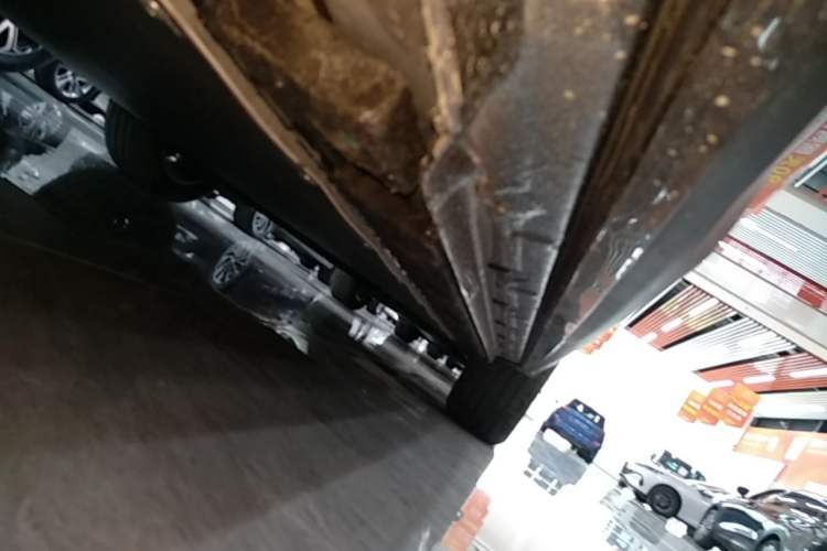 Used Geely Galaxy E5 2026 Model 530km Launch Edition Right Side Sill