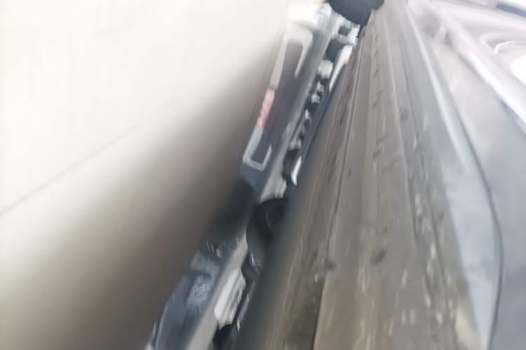 Used Geely Galaxy E5 2026 Model 530km Exploration Edition Right Side Sill