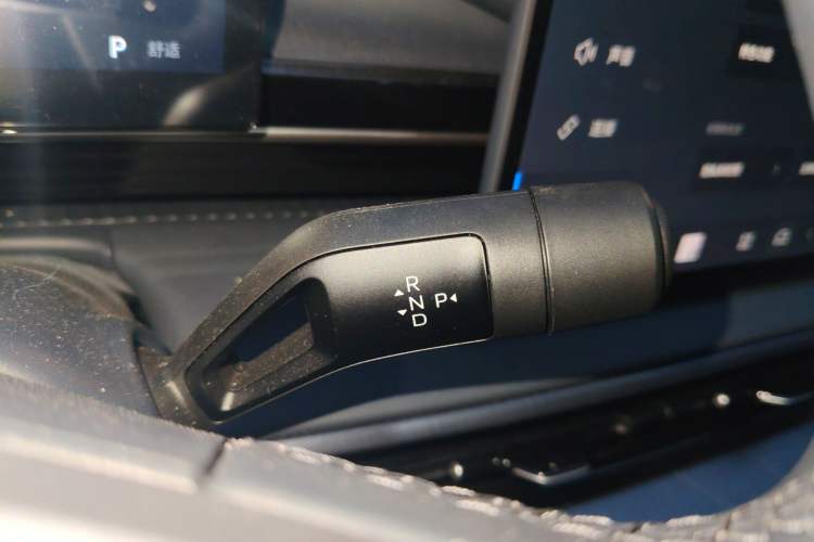 Used Geely Galaxy E5 2026 Model 530km Launch Edition Gear Lever