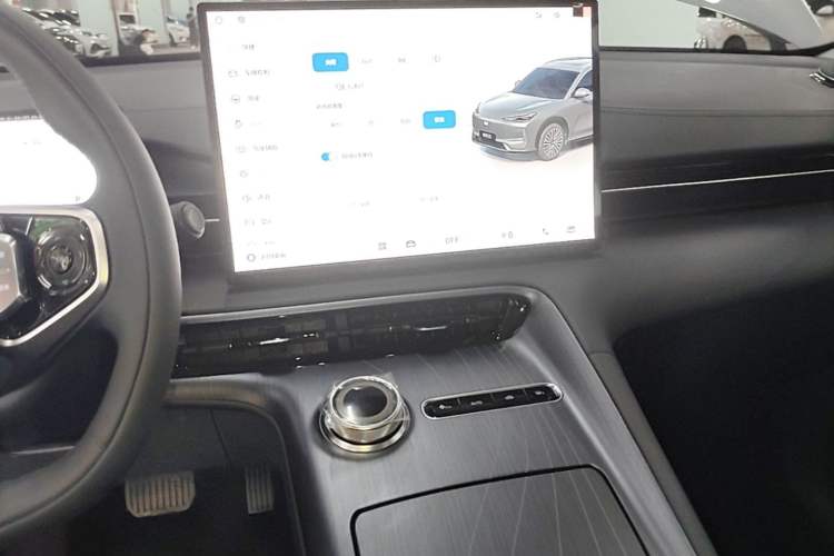 Used Geely Galaxy E5 2026 Model 530km Launch Edition Audio And AC Panel