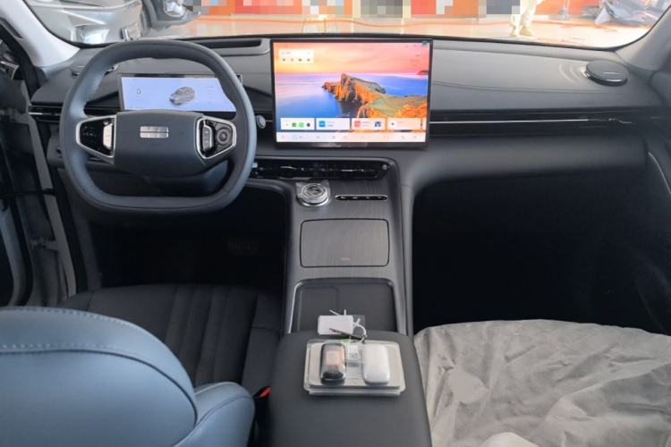 Used Geely Galaxy E5 2026 Model 530km Exploration Edition Center Console