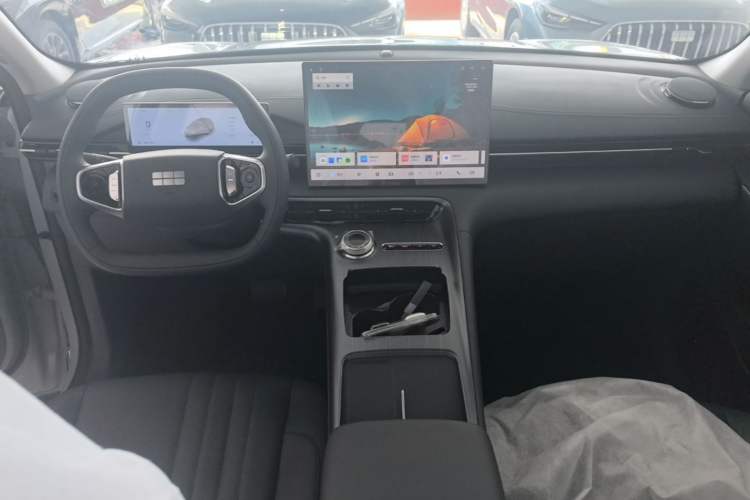 Used Geely Galaxy E5 2026 Model 530km Launch Edition Center Console