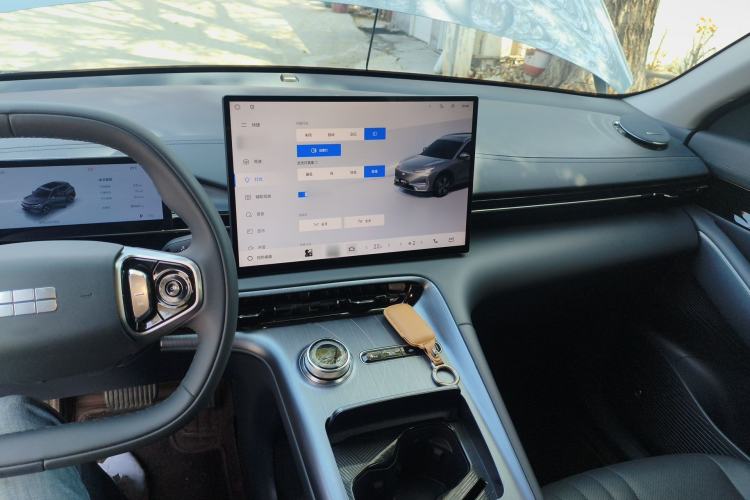 Used Geely Galaxy E5 2026 Model 610km Long-Distance Edition Center Console
