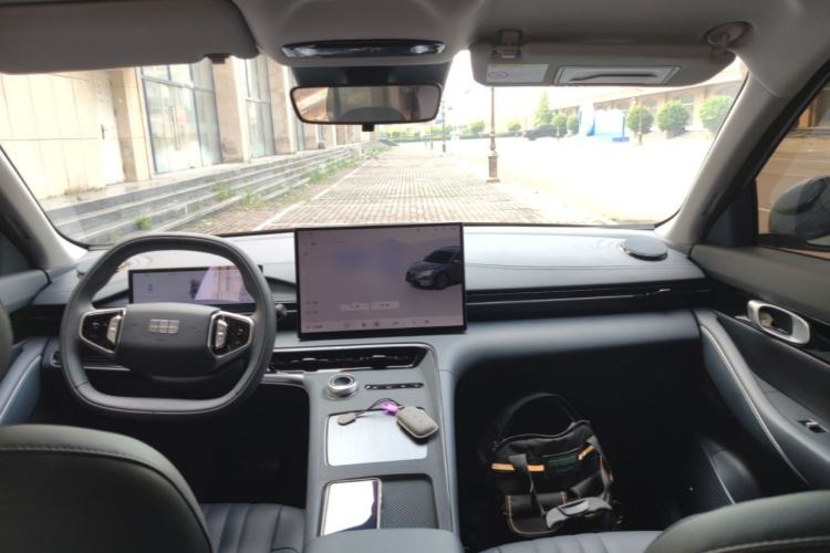 Used Geely Galaxy E5 2026 Model 530km Launch Edition Center Console