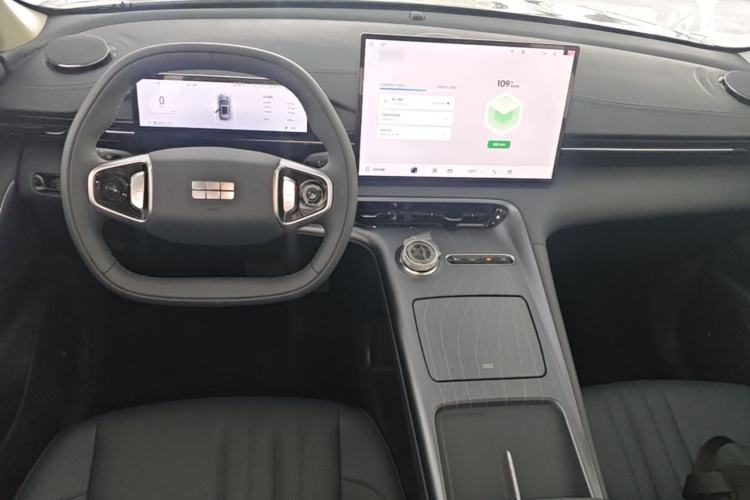 Used Geely Galaxy E5 2026 Model 530km Launch Edition Center Console