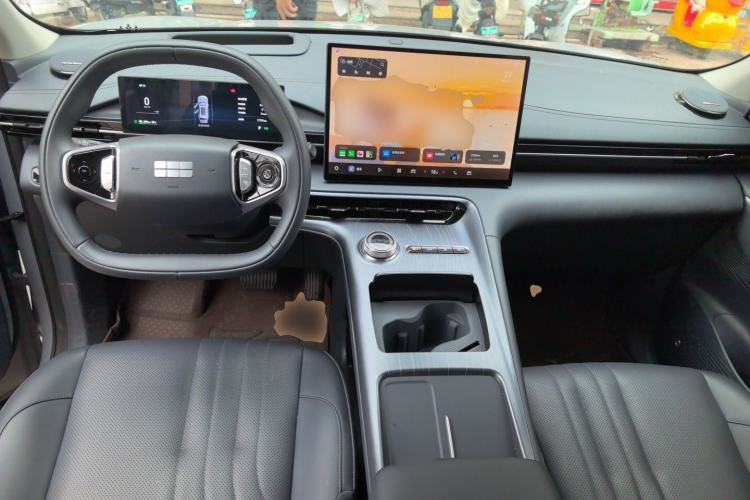 Used Geely Galaxy E5 2026 Model 530km Exploration Edition Center Console