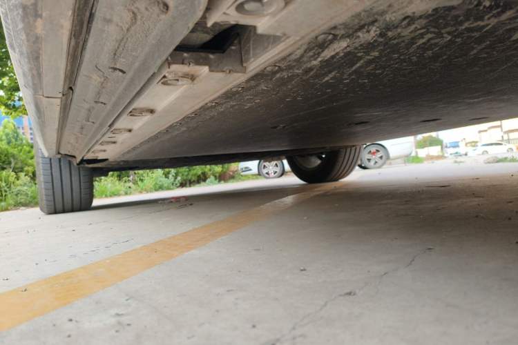 Used Geely Galaxy E5 2026 Model 610km Long-Distance Edition Chassis Rear Left