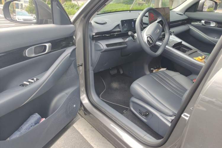 Used Geely Galaxy E5 2026 Model 610km Long-Distance Edition Driver Seat