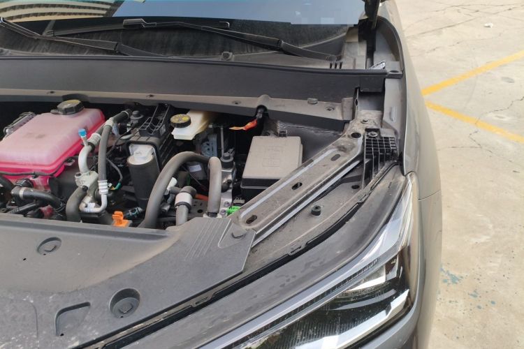 Used Geely Galaxy E5 2026 Model 610km Long-Distance Edition Engine Bay Left