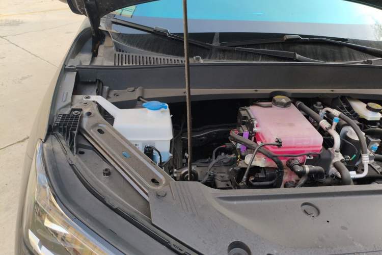 Used Geely Galaxy E5 2026 Model 610km Long-Distance Edition Engine Bay Right