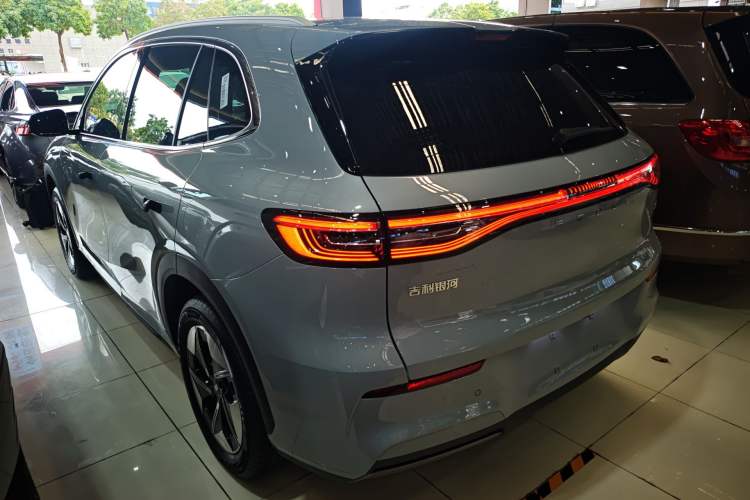 Used Geely Galaxy E5 2026 Model 610km Exploration+ Edition Exterior 2