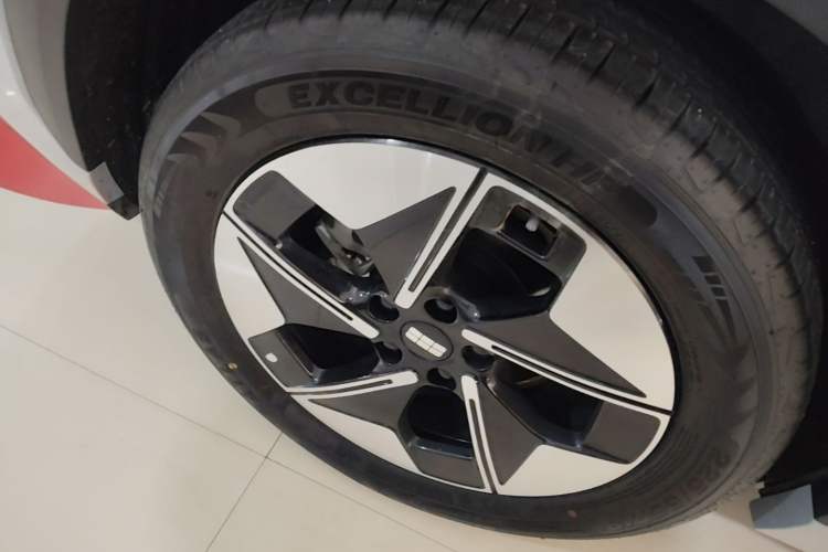 Used Geely Galaxy E5 2026 Model 530km Exploration Edition Exterior 5