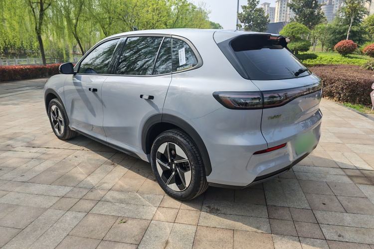 Used Geely Galaxy E5 2026 Model 610km Long-Distance Edition Exterior 5